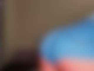 Live cam show with Kimmberrr - Small Ass on livesuperchat.net