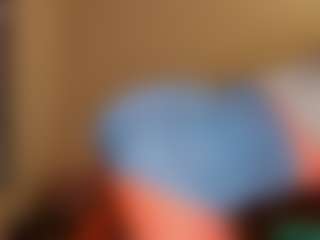 Live cam show with Kimmberrr - Nipple Piercings on Gym Cam Girls