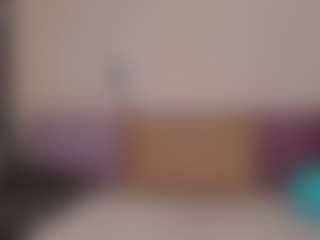 Live cam show with Kimmberrr - Strip Brown Hair on boobsie.com