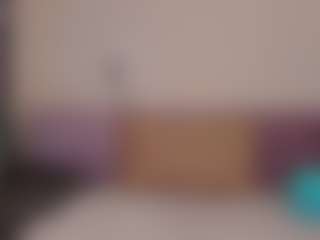 Live cam show with Kimmberrr - Shaved Pussy Brown Hair on fuck-show.com