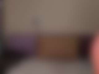 Kimmberrr's Live Sex Cam Show