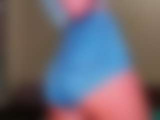 Live cam show with Kimmberrr - Green Eyes on Camsoda