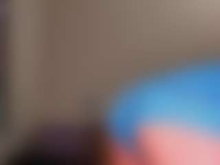 Live cam show with Kimmberrr - Nipple Piercings on Camsoda