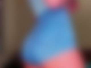 Live cam show with Kimmberrr - Green Eyes on StripNow