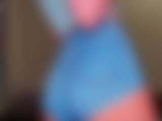 Live cam show with Kimmberrr - Butt Plug on Camsoda