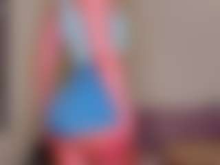 Kimmberrr's Live Sex Cam Show