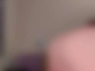 Live cam show with Kimmberrr - Green Eyes on Soda Cam