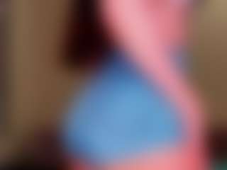 Live cam show with Kimmberrr - Small Ass on SpankPalCams