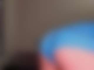 Live cam show with Kimmberrr - Green Eyes on Milf Play