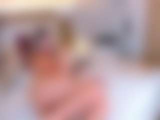 Live cam show with novacyysantos - Solo on Milfs Live