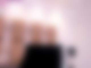 Live cam show with Victoria Mooree - Mature on anonymated.com