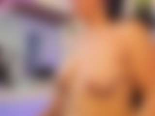 Live cam show with Victoria Mooree - Middle Aged on EXY