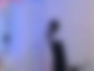 Victoria Mooree MILF webcam performer live streaming