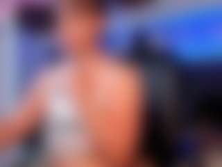 Live cam show with Victoria Mooree - Camel Toe on Hubzter Live