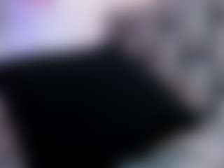 Live cam show with Victoria Mooree - Body Massage on SmokeAndPoke