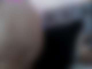 Live cam show with Victoria Mooree - Dirty Talk on Milfs Live