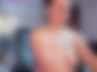 Live cam show with Victoria Mooree - Camel Toe on CSO-WL