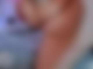 Live cam show with Victoria Mooree - Small Tits Mature on MyBangCams