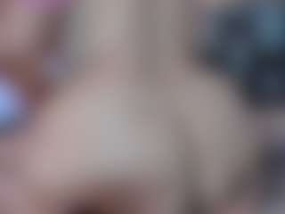 Live cam show with Victoria Mooree - Body Massage on alttransgirls
