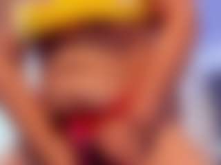 Live cam show with Victoria Mooree - Solo on Camsoda