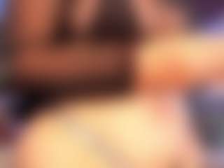 Live cam show with Victoria Mooree - Mature on xfollow cams