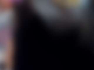 Live cam show with Victoria Mooree - Thick on madthumbs