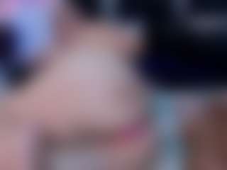 Live cam show with Victoria Mooree - Mature Middle Aged on xxxlivecams.org