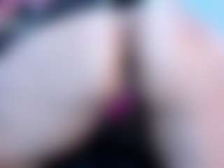 Live cam show with Victoria Mooree - White Mature on Soda Cam | colombia