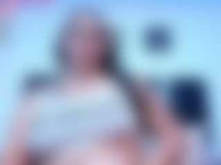 Live cam show with Victoria Mooree - Small Tits on Mixed Magazine Live