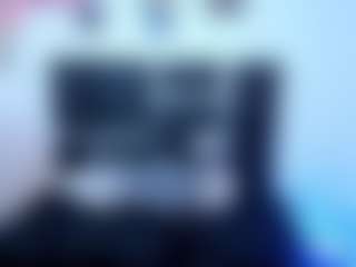 Victoria Mooree MILF webcam performer live streaming
