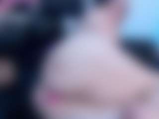 Live cam show with Victoria Mooree - Fingering on boobsie.com