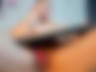 Live cam show with Victoria Mooree - Small Tits Mature on nudelive.tv