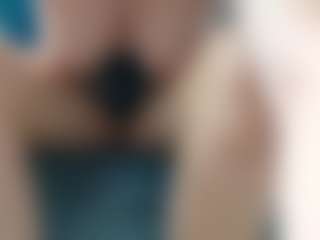 addell3's Live Sex Cam Show