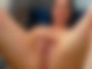 addell3's Live Sex Cam Show