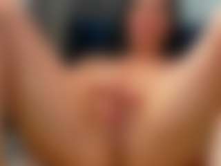 addell3's Live Sex Cam Show