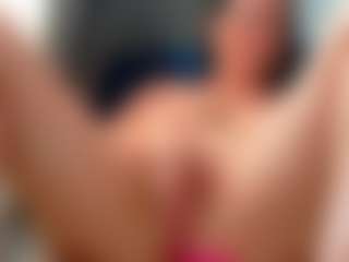 addell3's Live Sex Cam Show