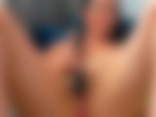 addell3's Live Sex Cam Show