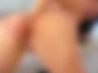 Live cam show with addell3 - Fingers on Soda Cam