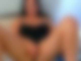 Live cam show with addell3 - Brown Eyes on madthumbs