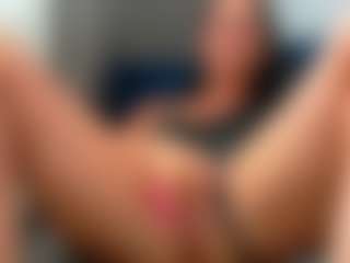 addell3's Live Sex Cam Show