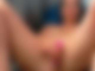 addell3's Live Sex Cam Show