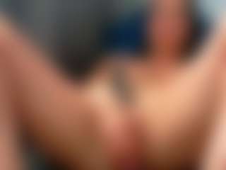 addell3's Live Sex Cam Show
