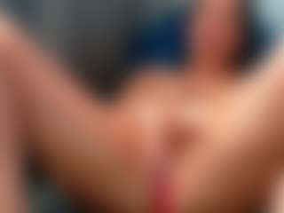 addell3's Live Sex Cam Show