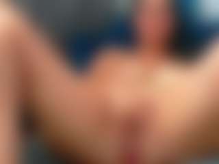 addell3's Live Sex Cam Show