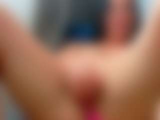 addell3's Live Sex Cam Show