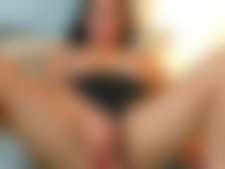 Live cam show with addell3 - Bikini on Dare Cams