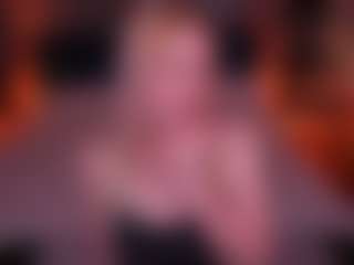 Live cam show with ArishkaLulu - Body Massage on https://playwithruby.com