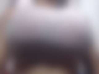 hilary18inches's Live Sex Cam Show