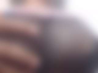 hilary18inches's Live Sex Cam Show