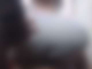 hilary18inches's Live Sex Cam Show